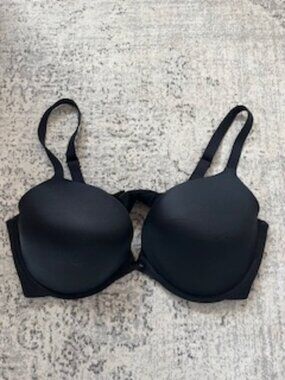 NWOT Wacoal Black Bra 38D